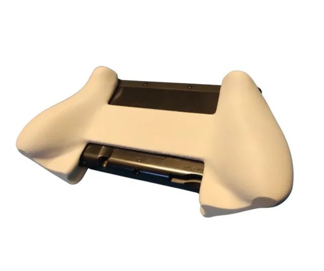Grip Ergonômico Compatível com Nintendo 3DS X - Preto ou Branco - Foto 4