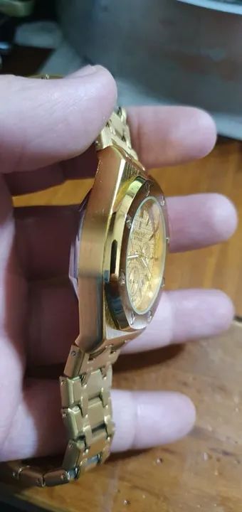 Relógio Audemars Piguet Dourado com cronógrafo funcional - Foto 4