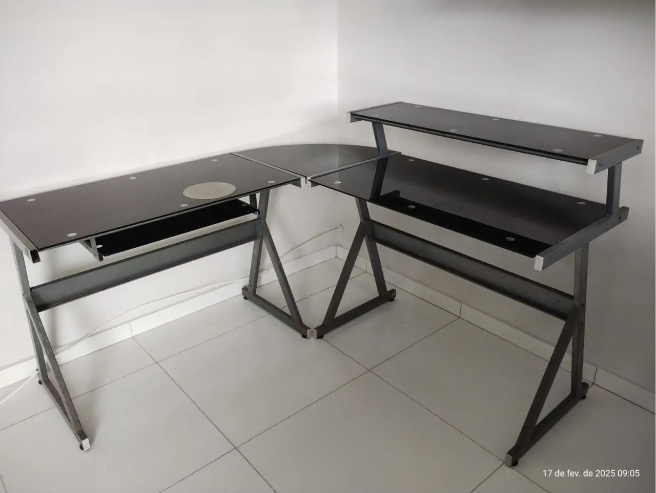 Mesa de Escritório Canto em Vidro Preto