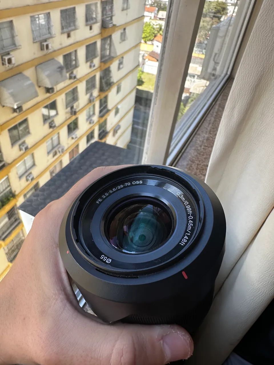 Lente sony 28-70 OSS Full Frame