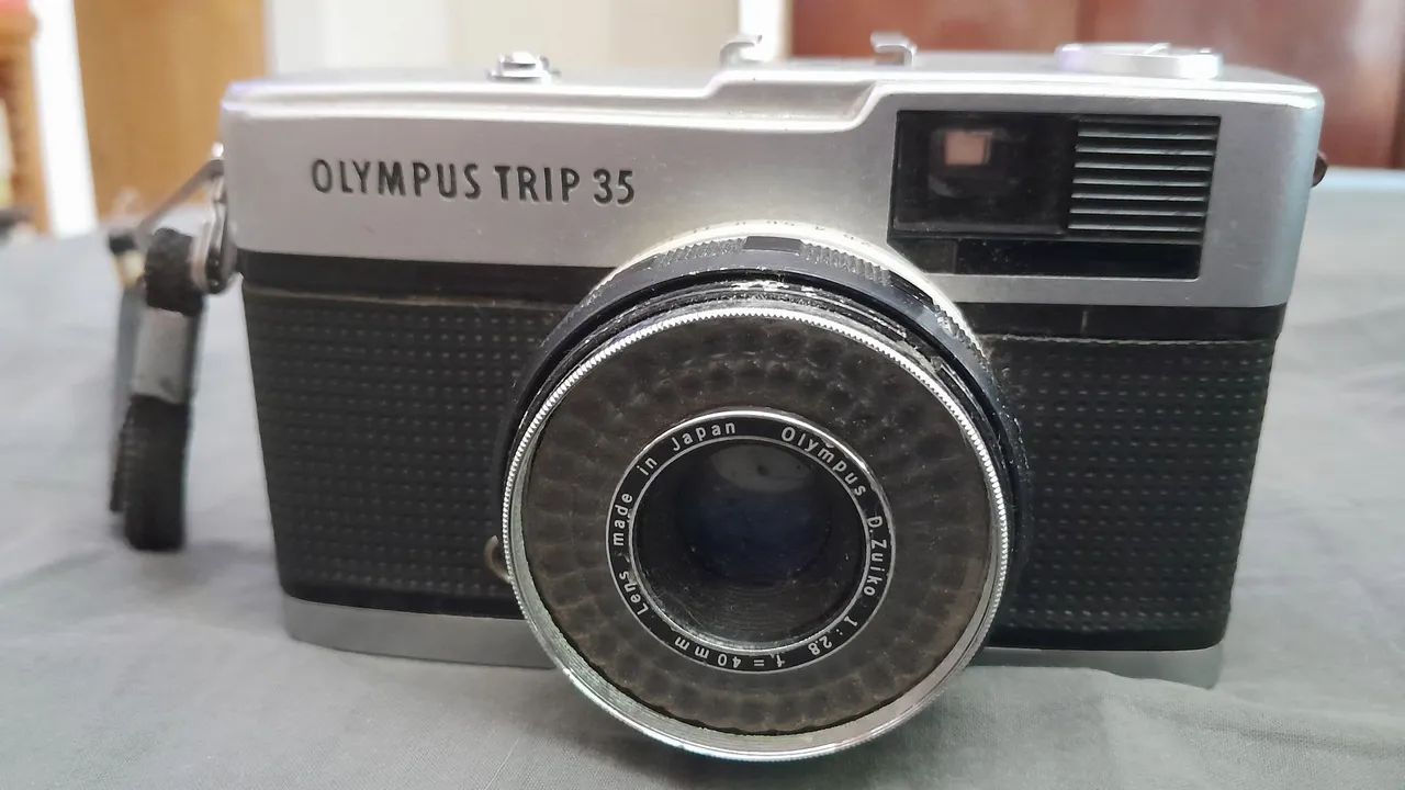 Câmera Analógica Japonesa Clássica - Olympus Trip 35 - Câmeras e
