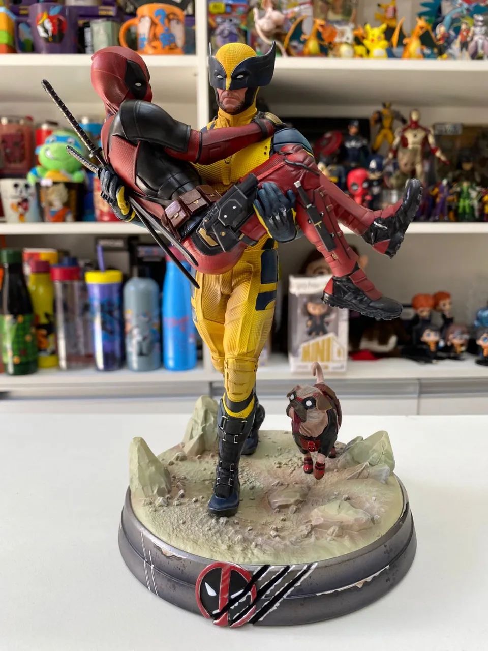 Estátua Deadpool and Wolverine - Deluxe Art Scale 1/10 - Iron Studios - Foto 3