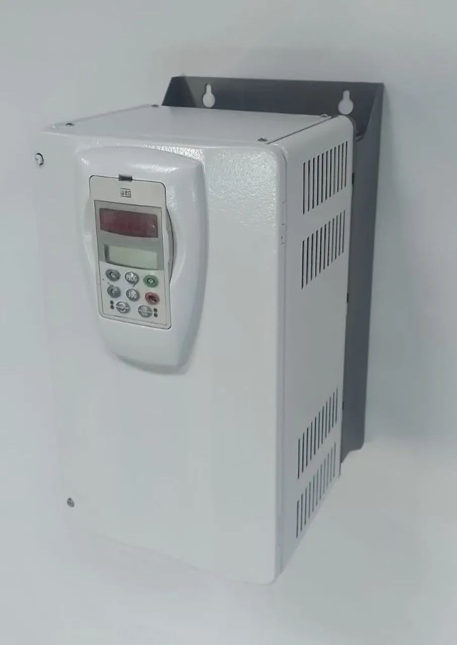 Inversor de Frequência WEG CFW09 45A 15CV 220/230V