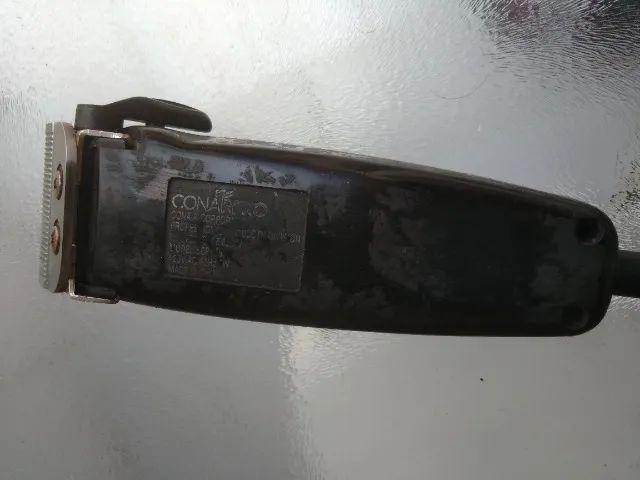 Maquina d corte Conair com defeito - Foto 2