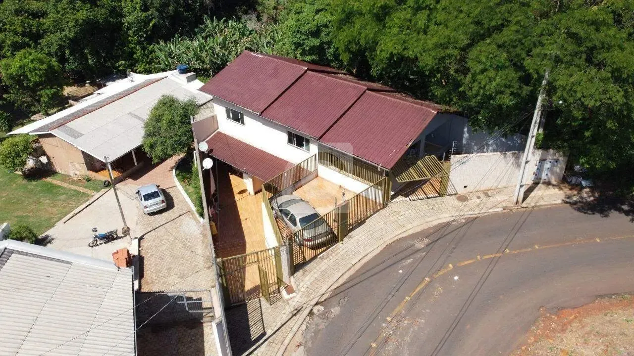 Casa e Kitnets à venda no bairro Beverly Falls em Foz do Iguaçu.