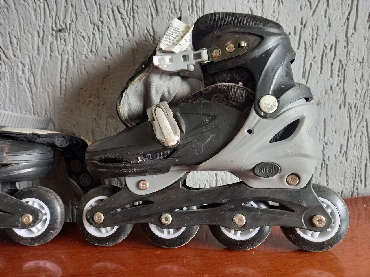 Patins com kit de segurança  - Foto 2
