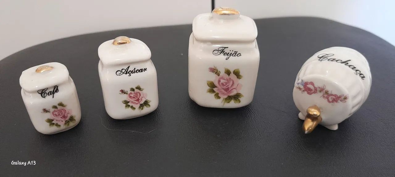 Conjunto de Miniaturas de Cozinha em Porcelana - Foto 2