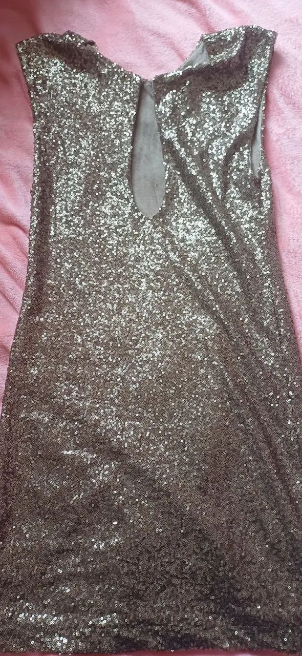 Vestido Guess com paetês dourados - M - Foto 2