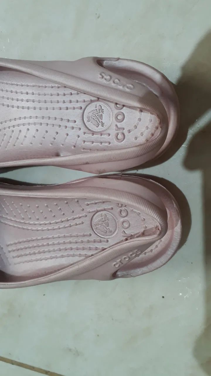 Sapatilha Crocs rosa original 36 - Foto 4