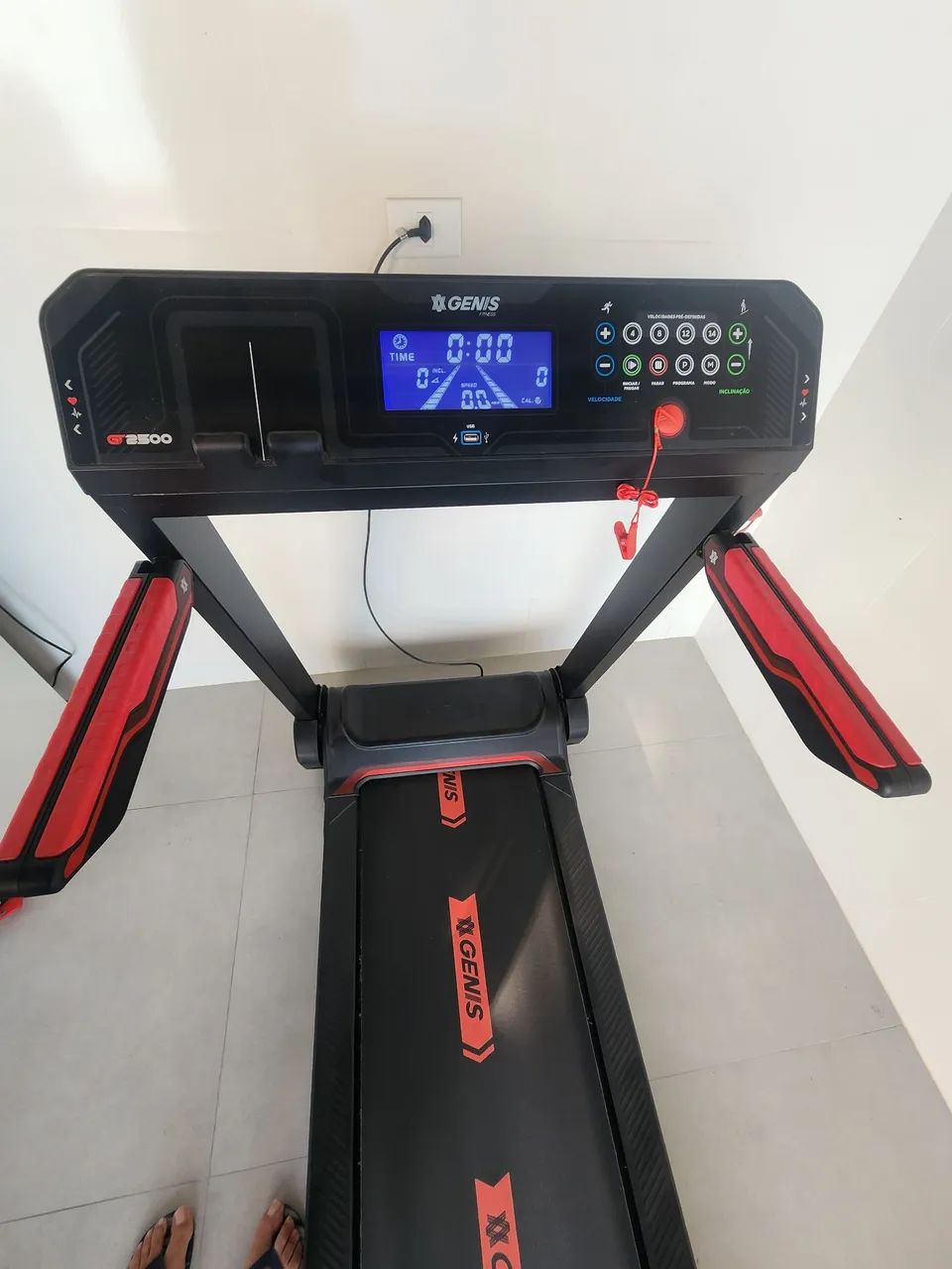 Esteira ergométrica dobrável Genis GT 2500