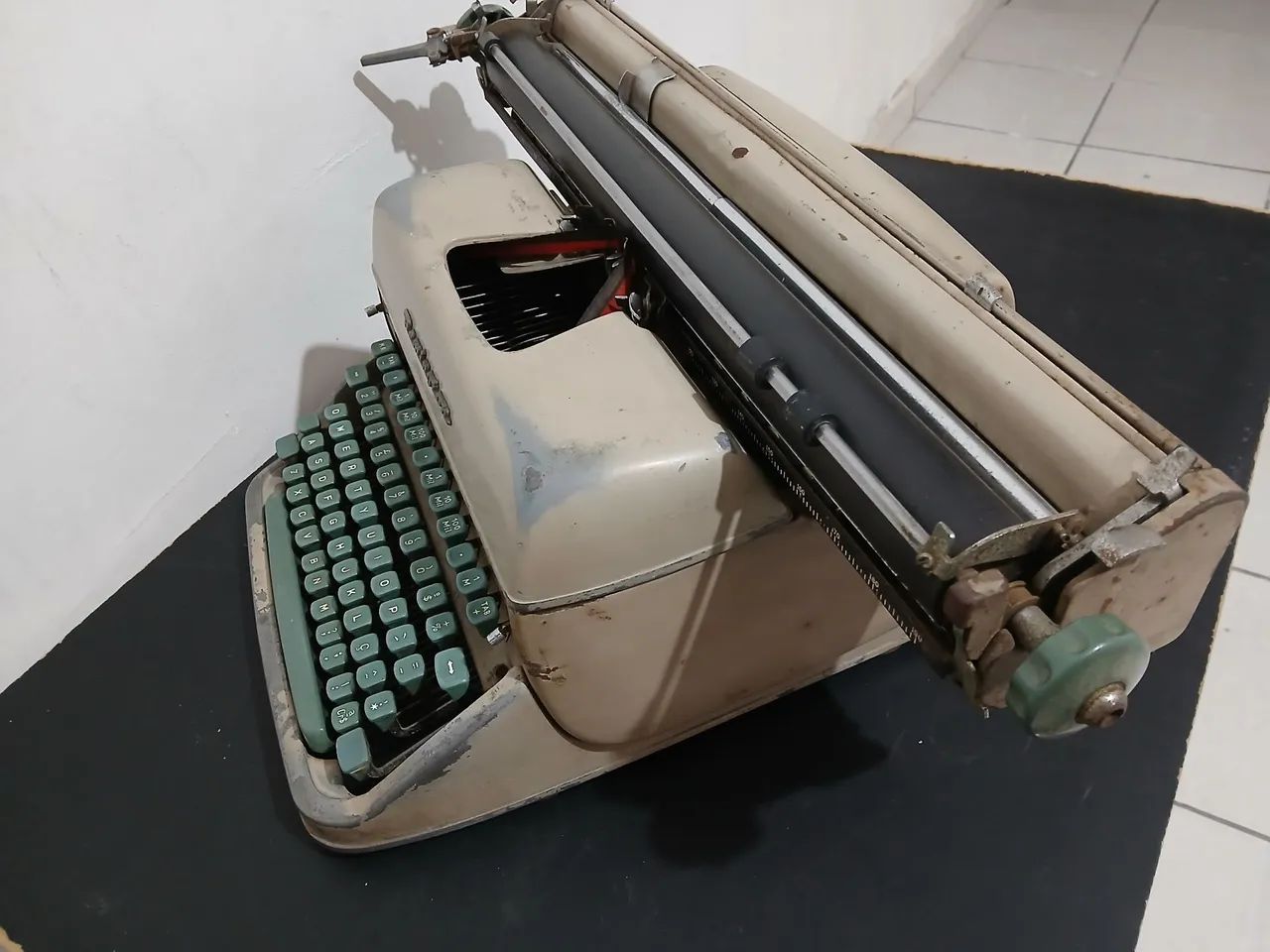 Rara Maquina Escrever Remington toda Original  - Foto 3