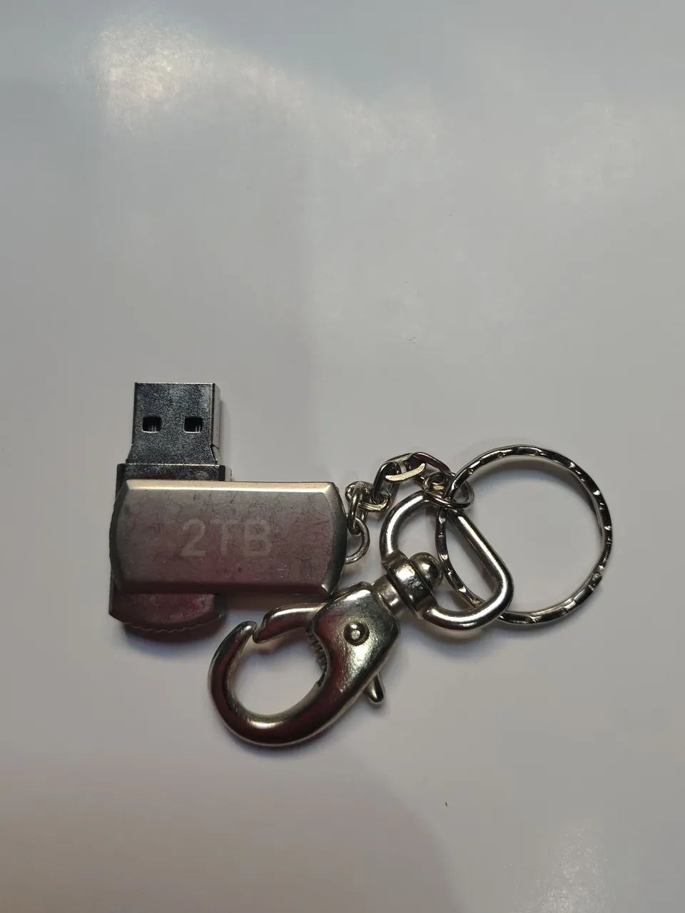 Pen Drive 2TB c/ Chaveiro