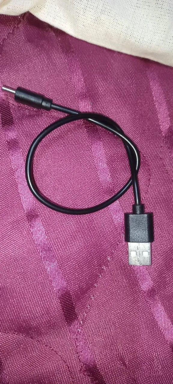 Cabo USB para Celular tipo fino. Não é o tipo C - Foto 5