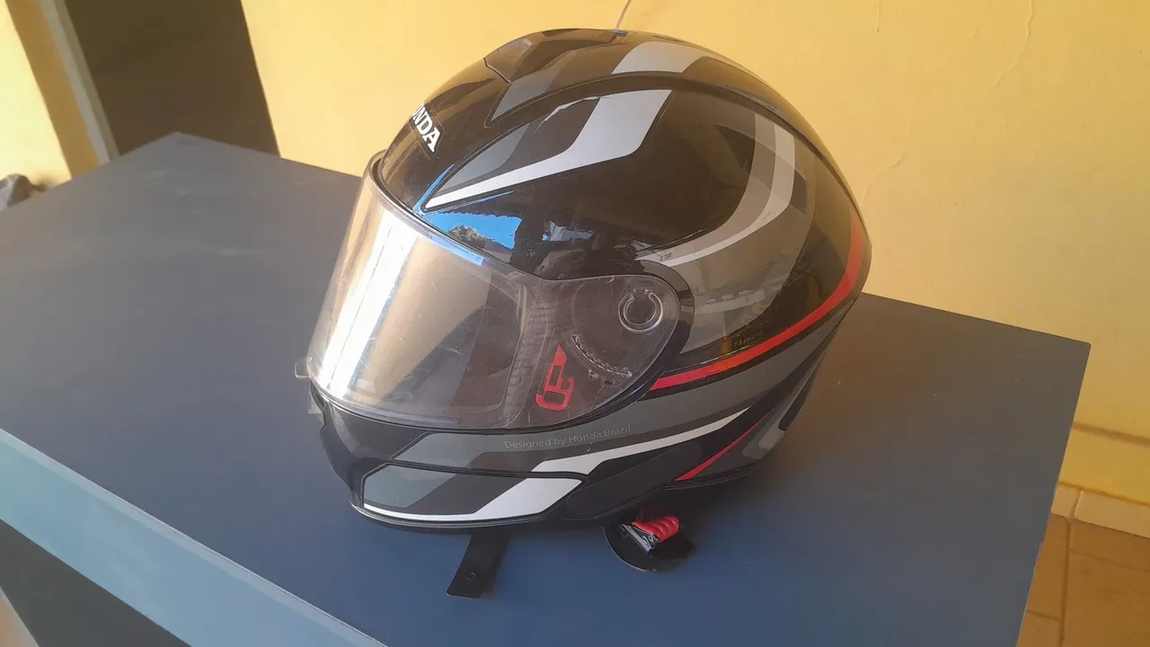 Capacete Honda - Design Moderno e Seguro