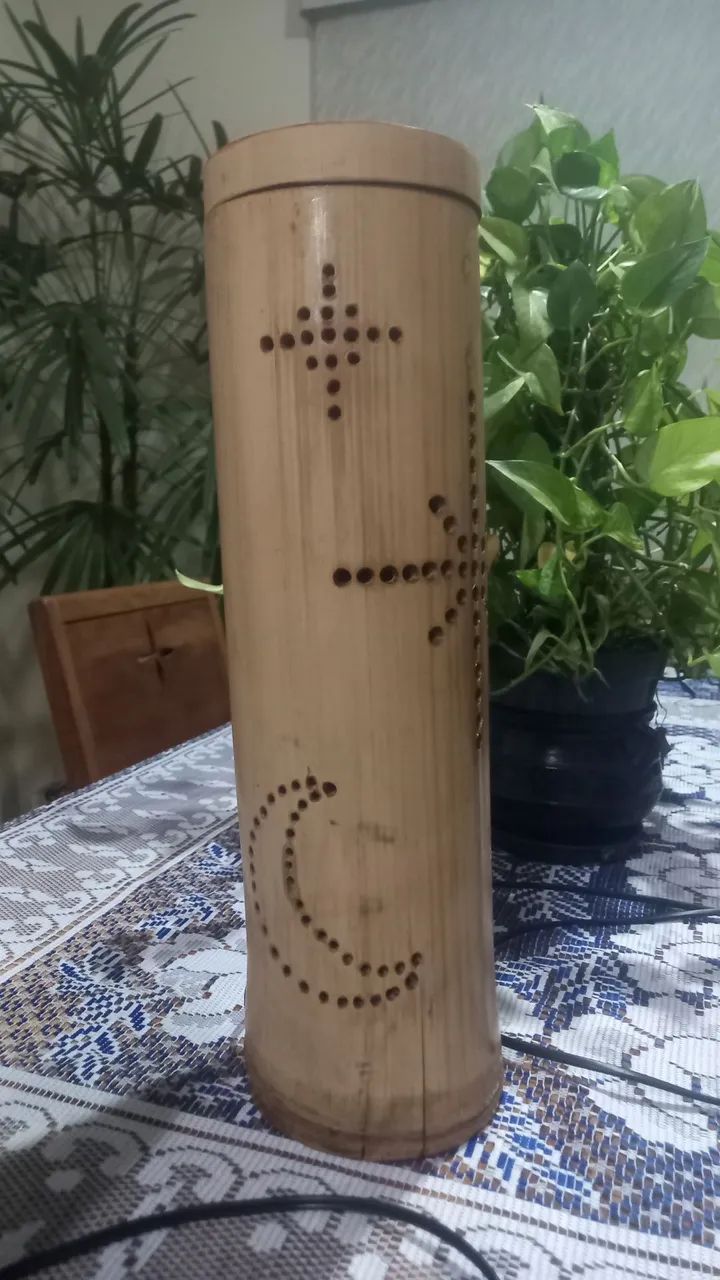 Luminária artesanal de bambu - Foto 2