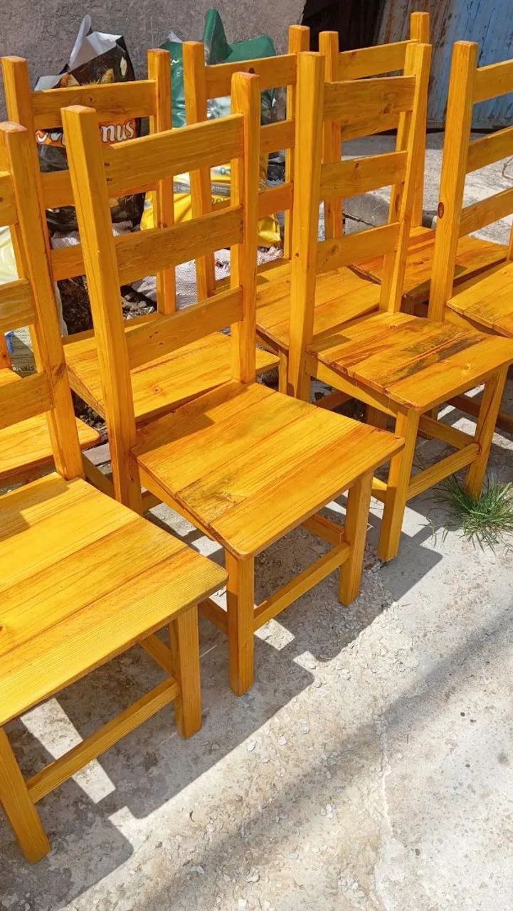  Cadeiras de Madeira - Foto 4