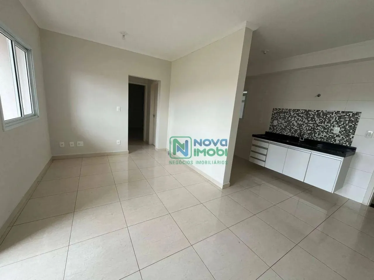 Apartamento com 2 dormitórios para alugar, 61 m² por R$ 1.750,00/mês - Centro - Saltinho/S
