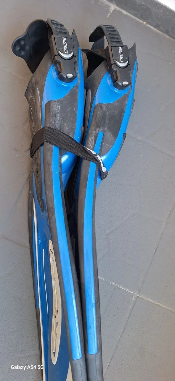 Nadadeira Cressi Frog Plus - Foto 3