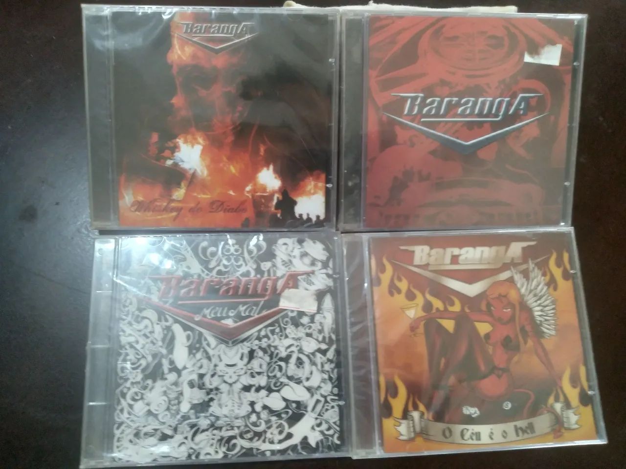 COMBO 4 CDS BARANGA (Nac.) LACRADOS<br>140,00<br><br>LACRADOS<br><br>Faço plataforma