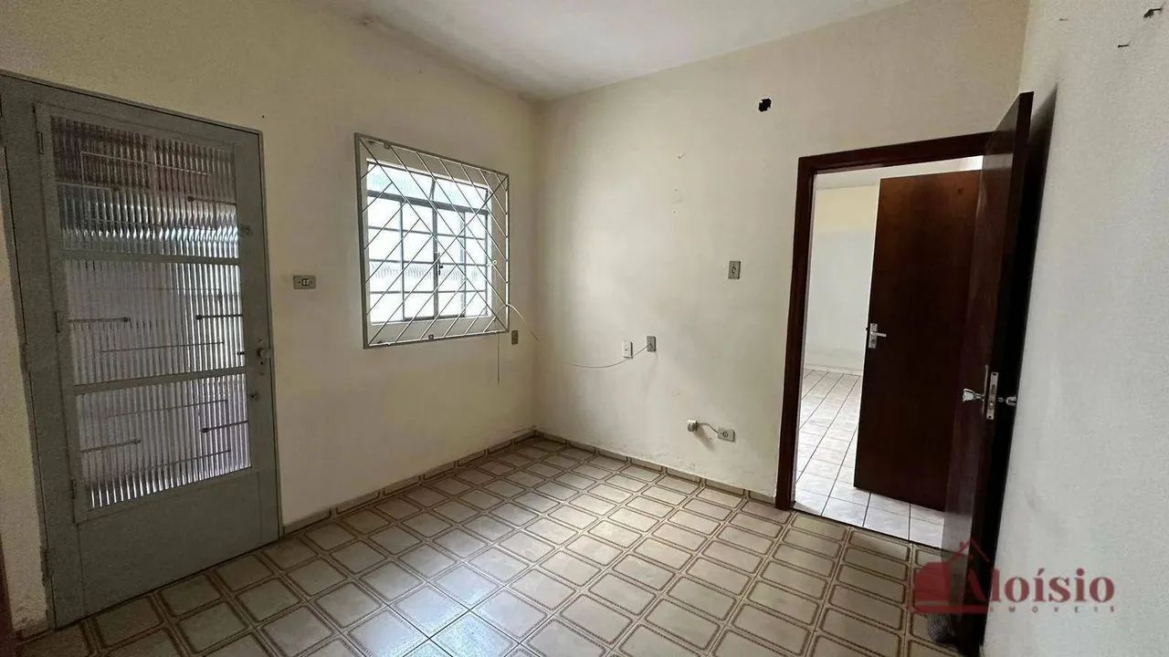 Casa com 4 dormitórios à venda por R$ 400.000,00 - Belém - Taubaté/SP - Foto 3