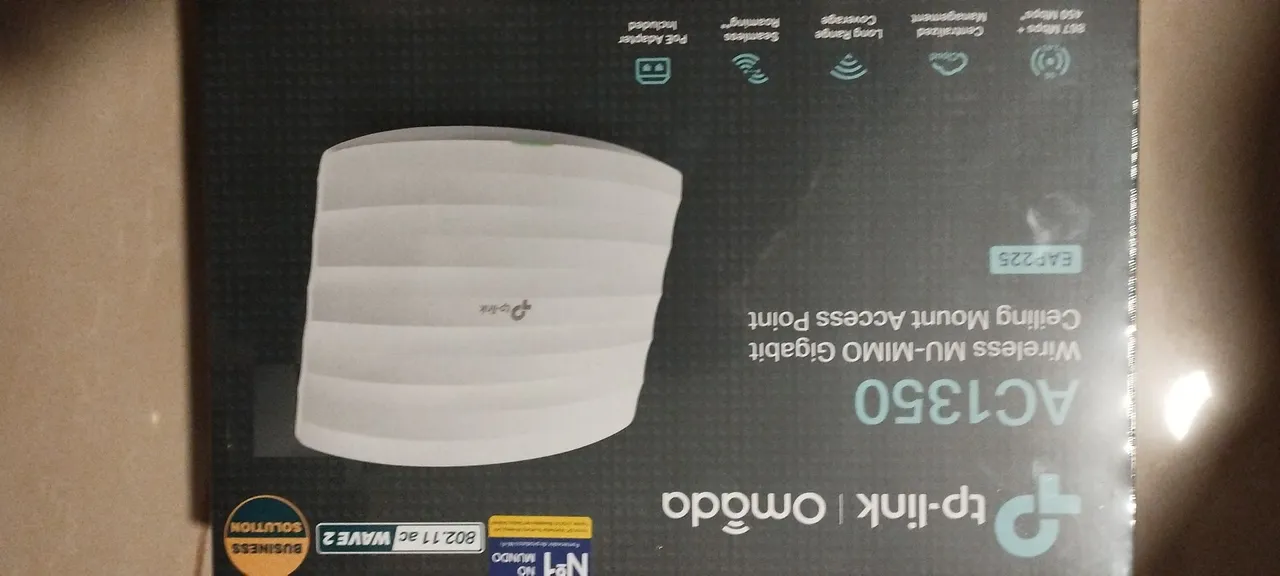 Roteador TP-Link Omada AC1350 EAP225