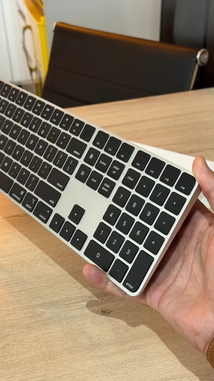 Magic Keyboard Teclado Numérico C/ Touch ID - Apenas 2 meses de uso! Loja física! Garantia - Foto 2