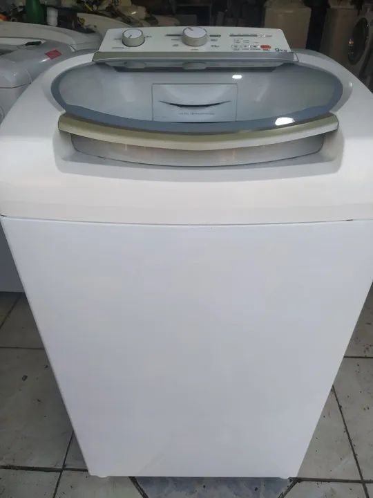 Máquina de lavar roupa de 9 kg 