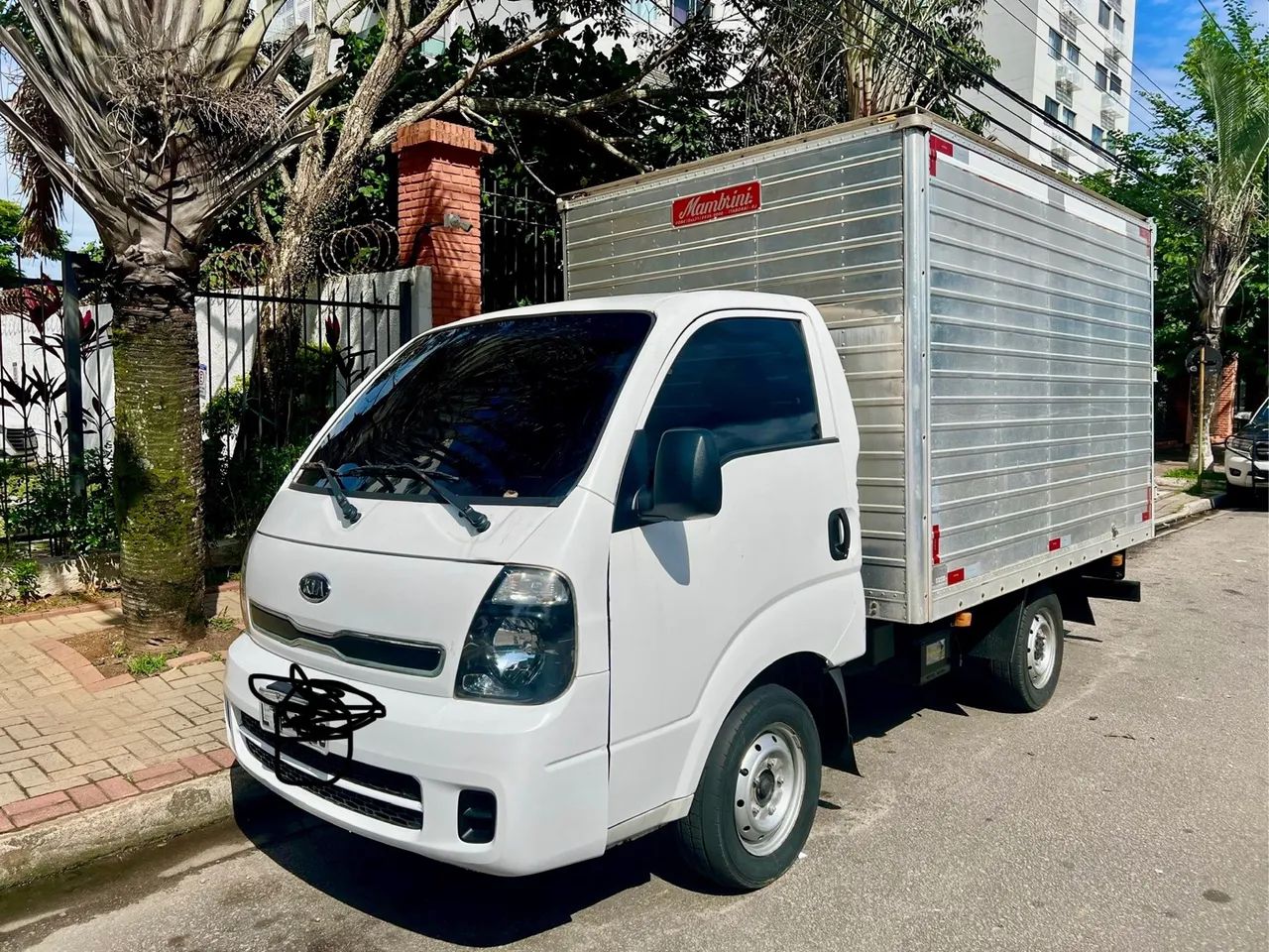 Kia bongo único dono pouco rodado apenas 81 km original, oportunidade novo novo