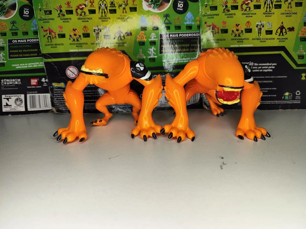 Boneco Besta Ben 10 Clássico Bandai - Foto 2