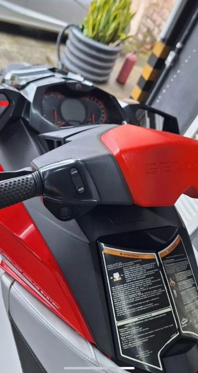 2013 Seadoo Jet ski Wake 155 - Foto 3