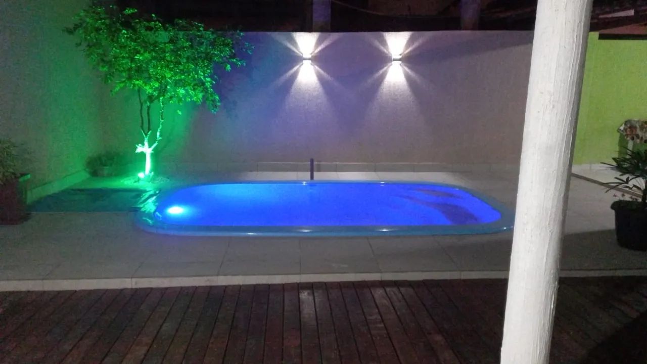 Aluga-se Casa com piscina para temporada em Prado-BA