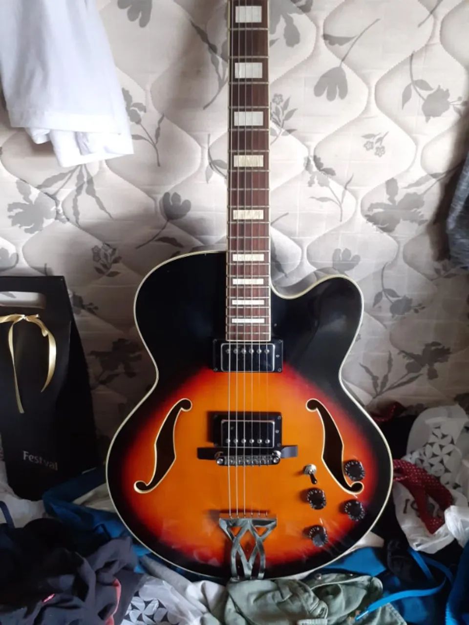 Guitarra Ibanez Semi Acústica