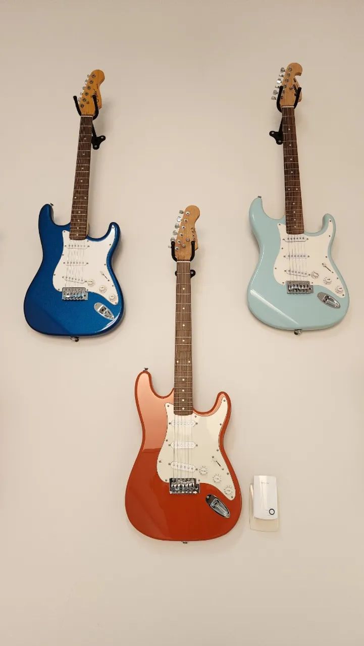 GUITARRA STRATOCASTER SEM USO + BRINDE - N13770 - Foto 3
