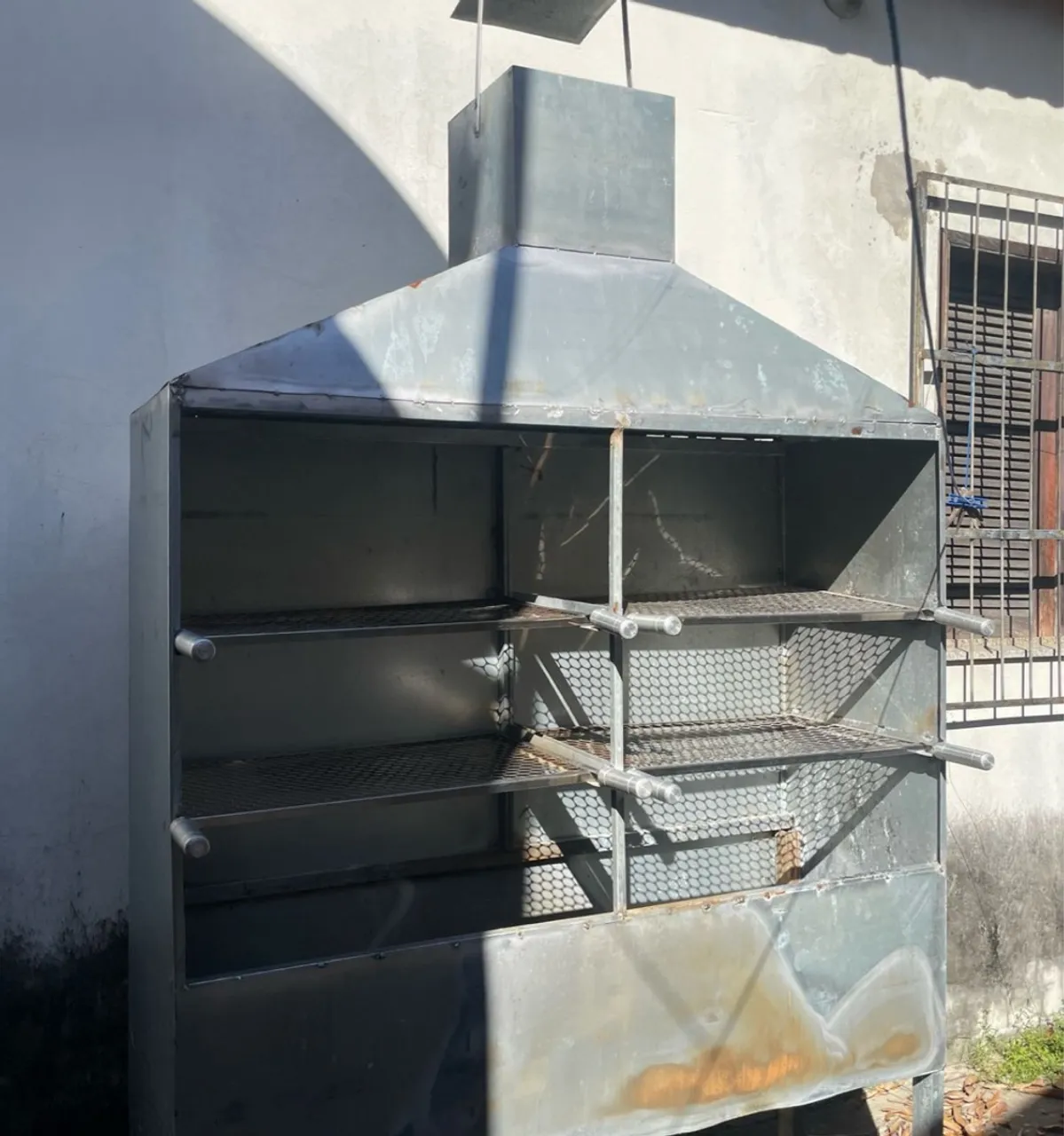 Churrasqueira de aço sob medida