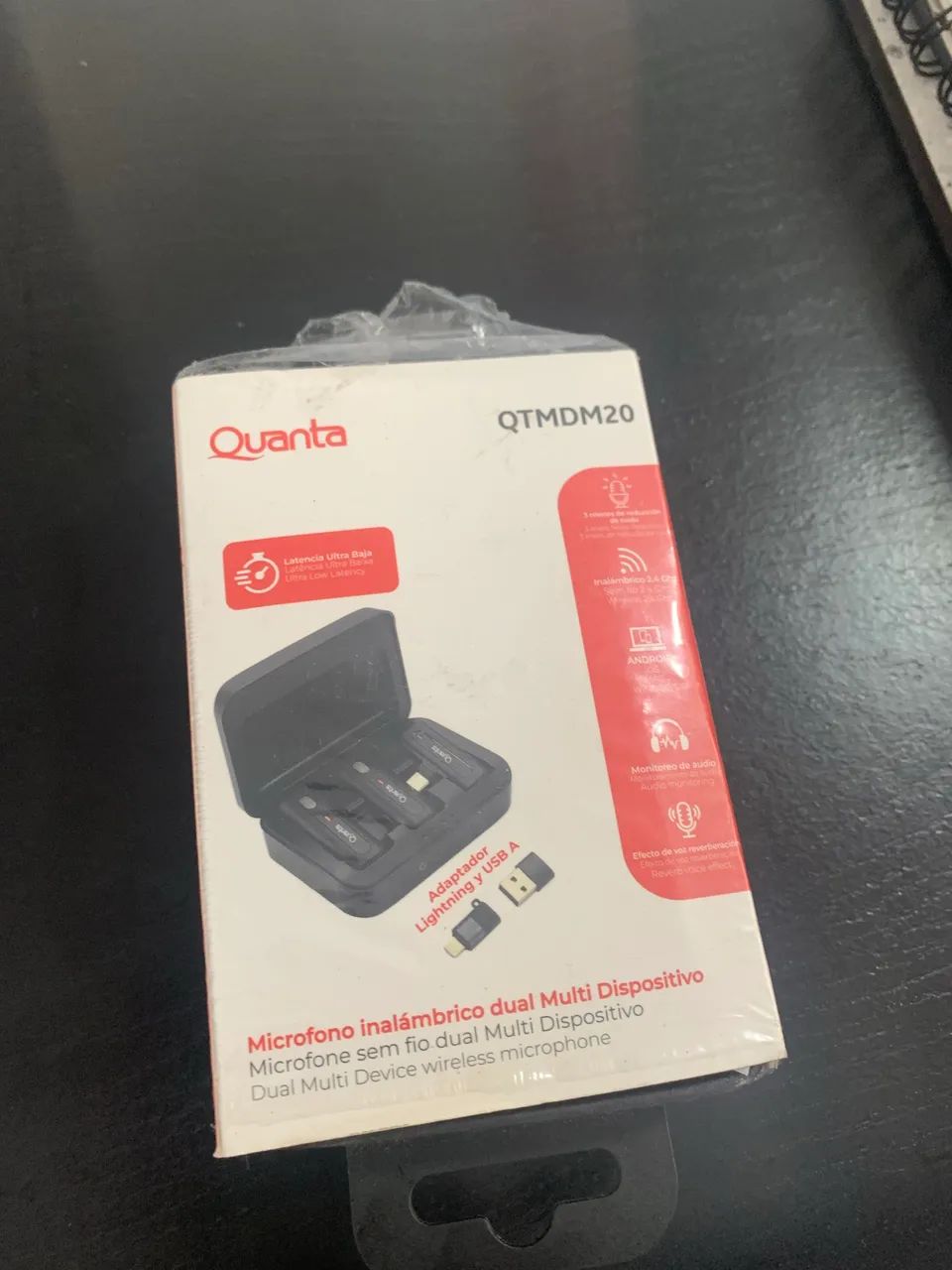 Microfone Sem Fio Quanta Dual Multi Dispositivo QTMDM20 Preto