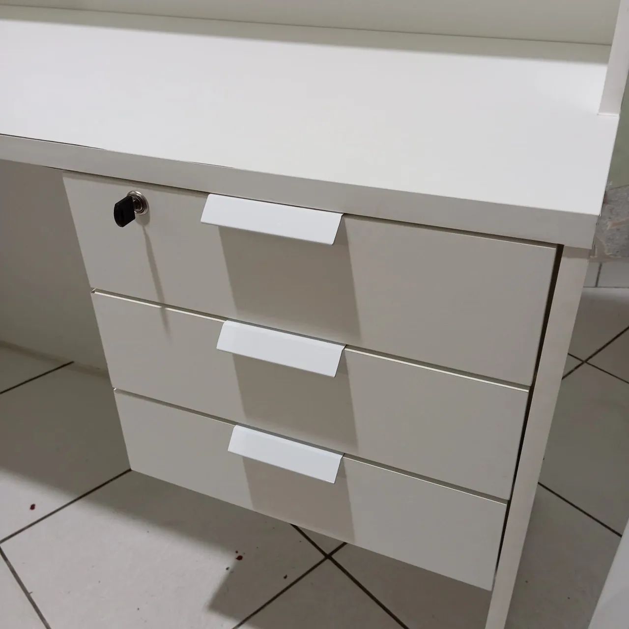 Balcão de recepção branco - Foto 3