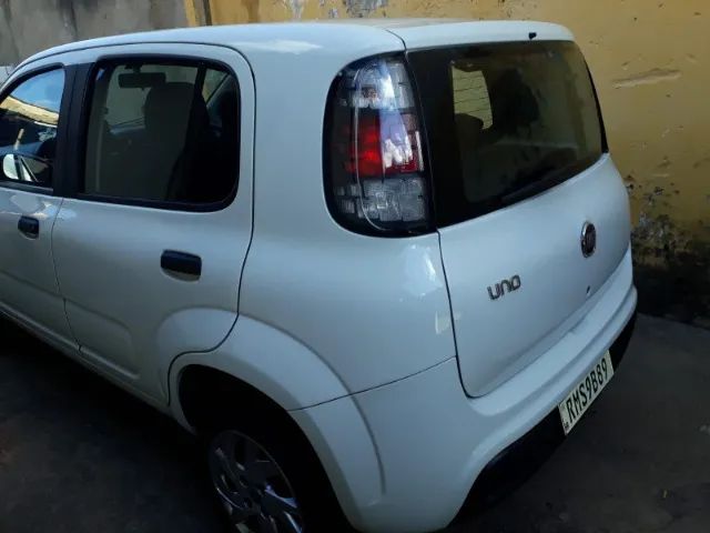 Fiat UNO  2021/21  atractive 4 cil.  super novo - Foto 5