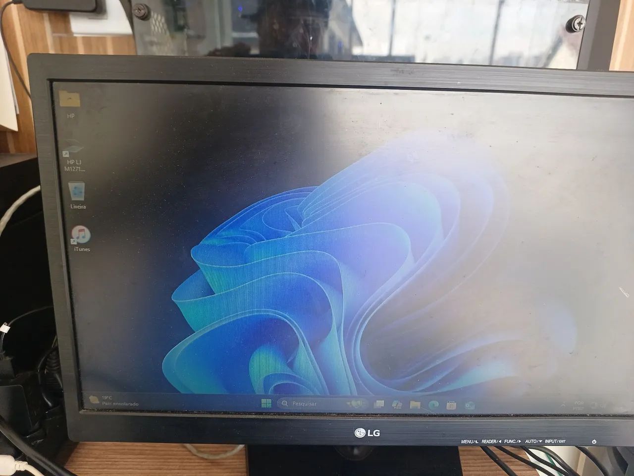 Monitor lg  19 - Foto 2