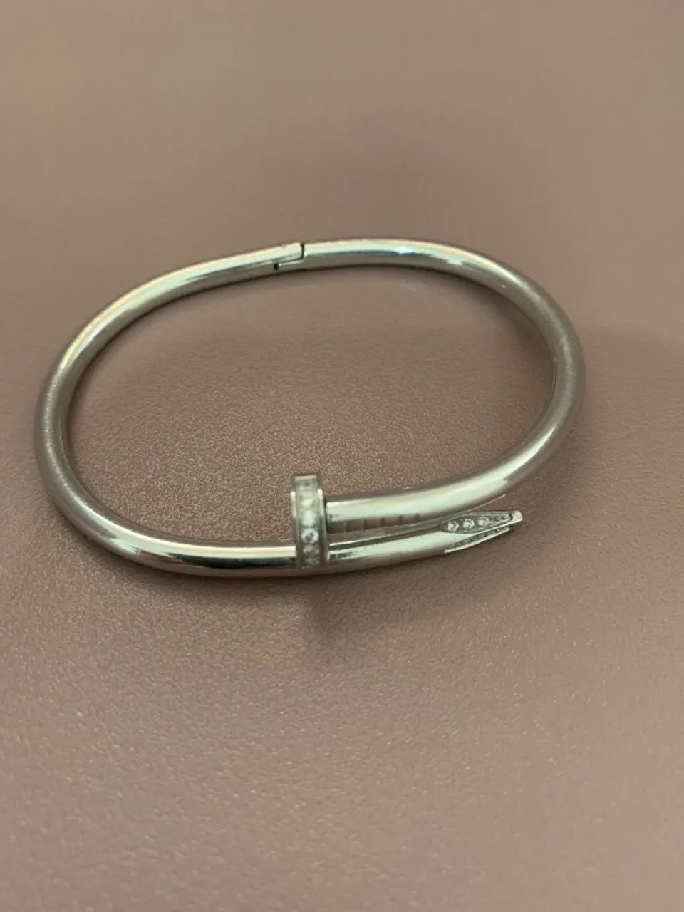 Pulseira em formato de prego  - Foto 4