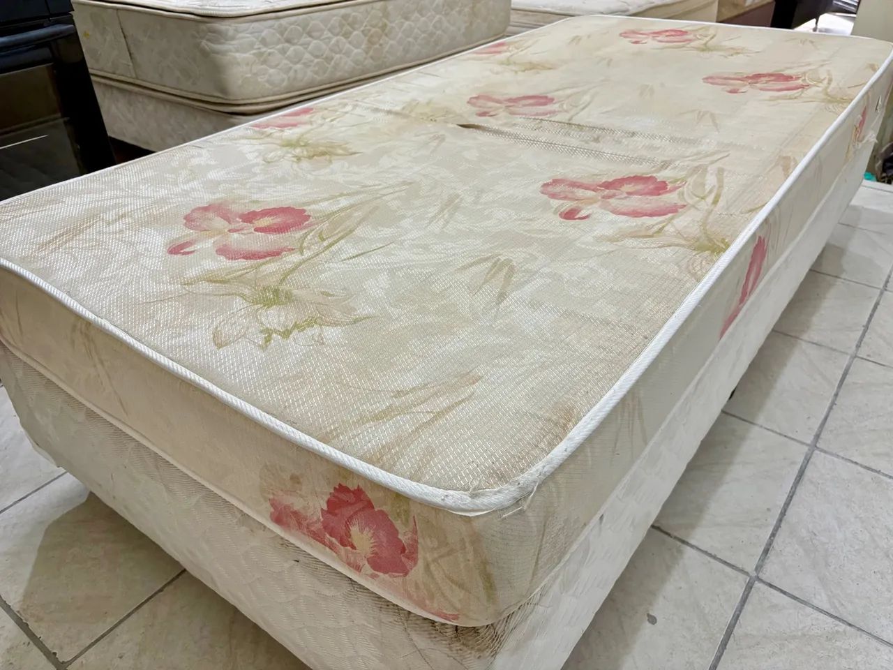Cama box de solteiro , cama de solteiro  - Foto 4