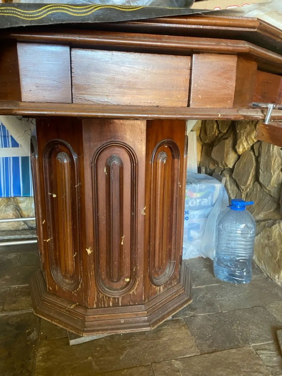 Mesa de madeira com tampo verde - Foto 5
