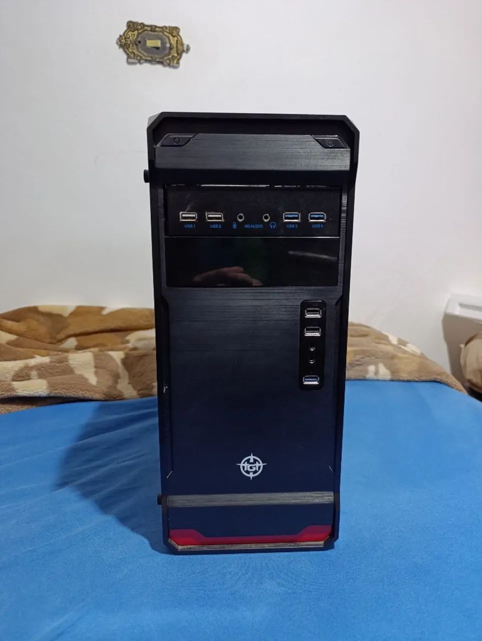 Gabinete tgt combat 
