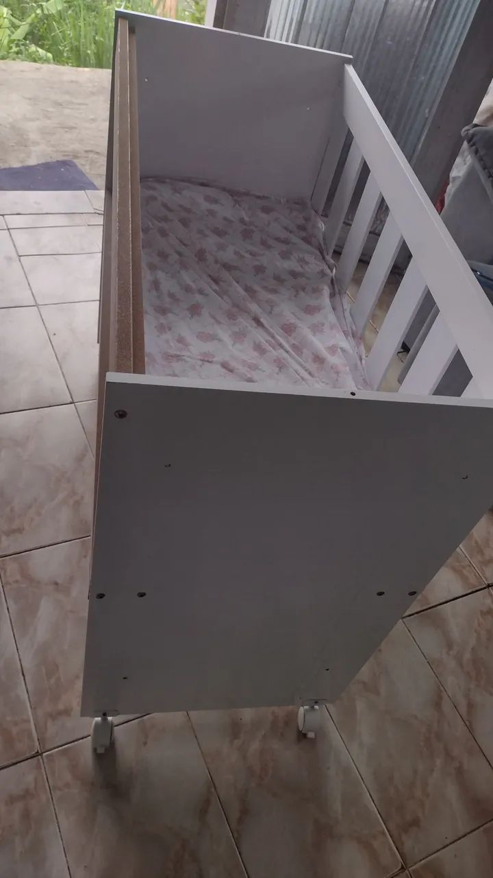 Berço com colchão 65704317679619122