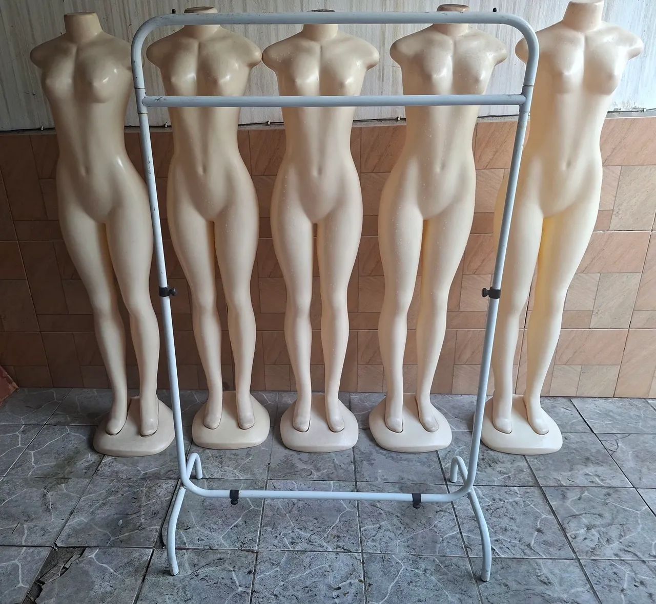 MANIQUIM - Foto 3