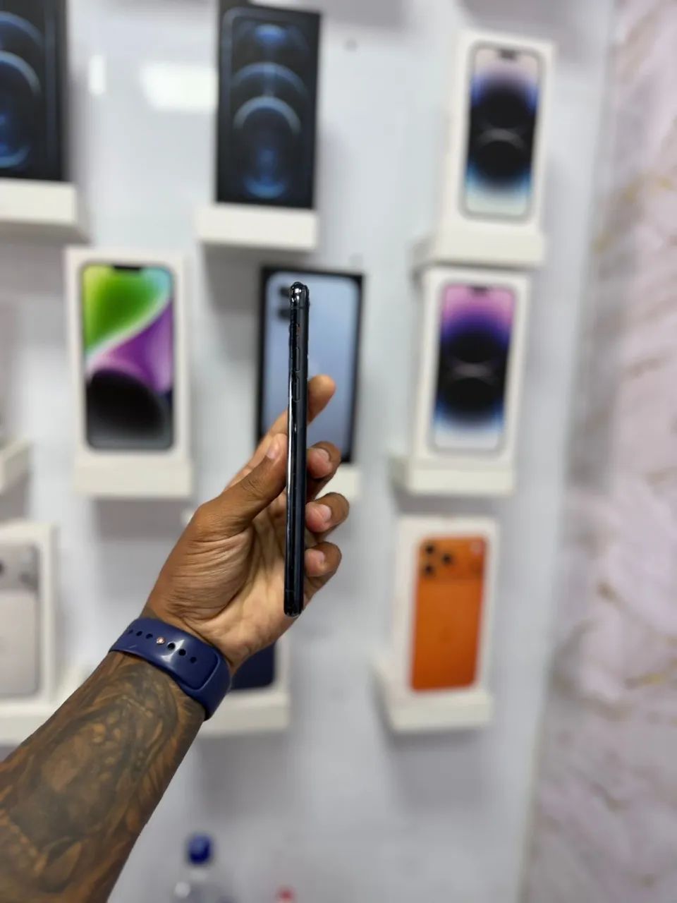 IPHONE 11 PRO MAX - 64GB TELA E BATERIA NOVA ? R$ 1.299,00 - Foto 5