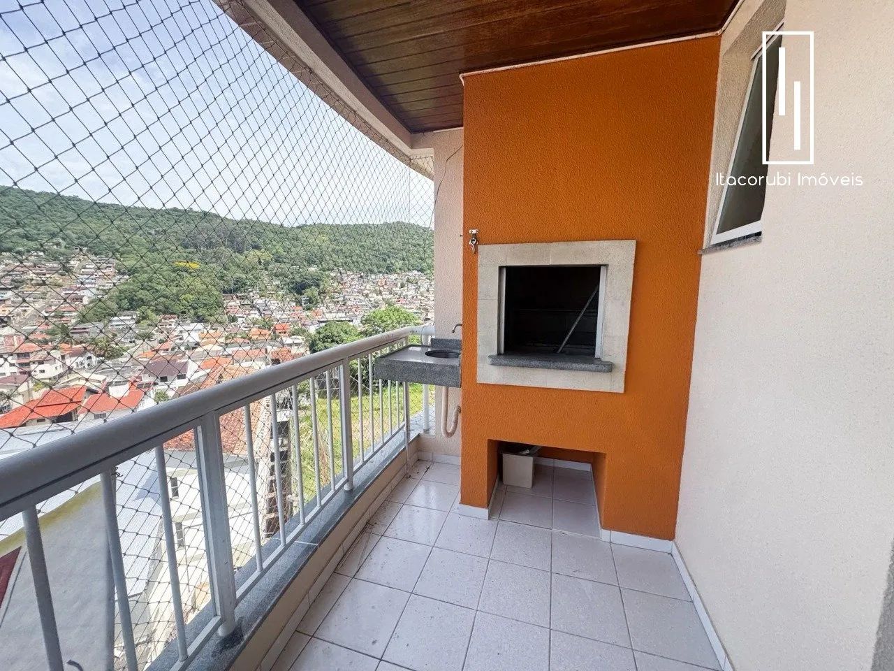 Amplo apartamento com vista para o mar!