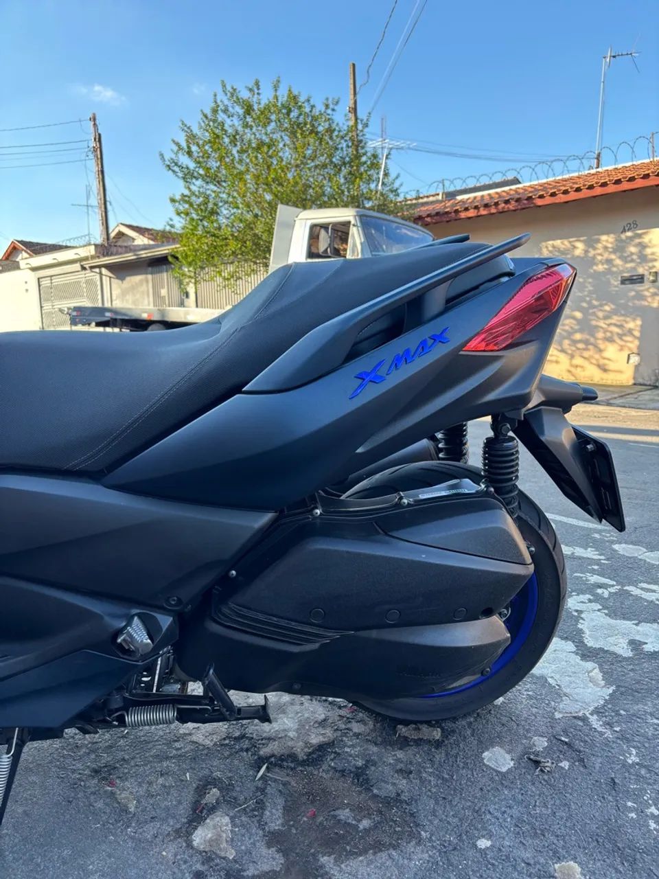 Xmax 250 ABS - Moto impecável  - Foto 5