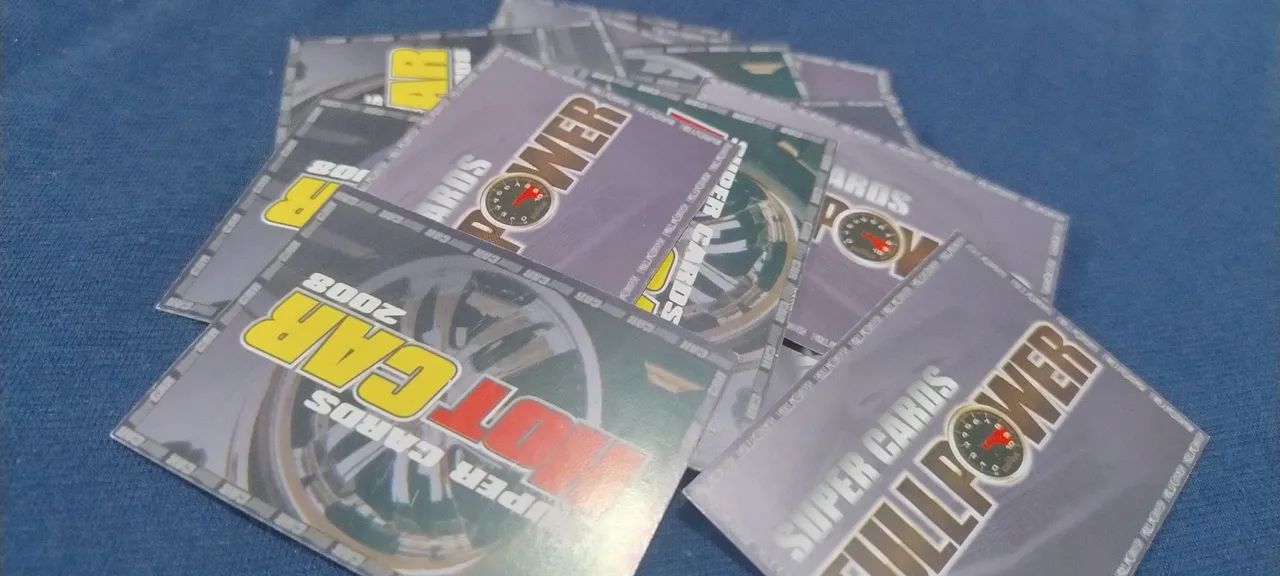 Lote 22 mini Cards Super carros  - Foto 2