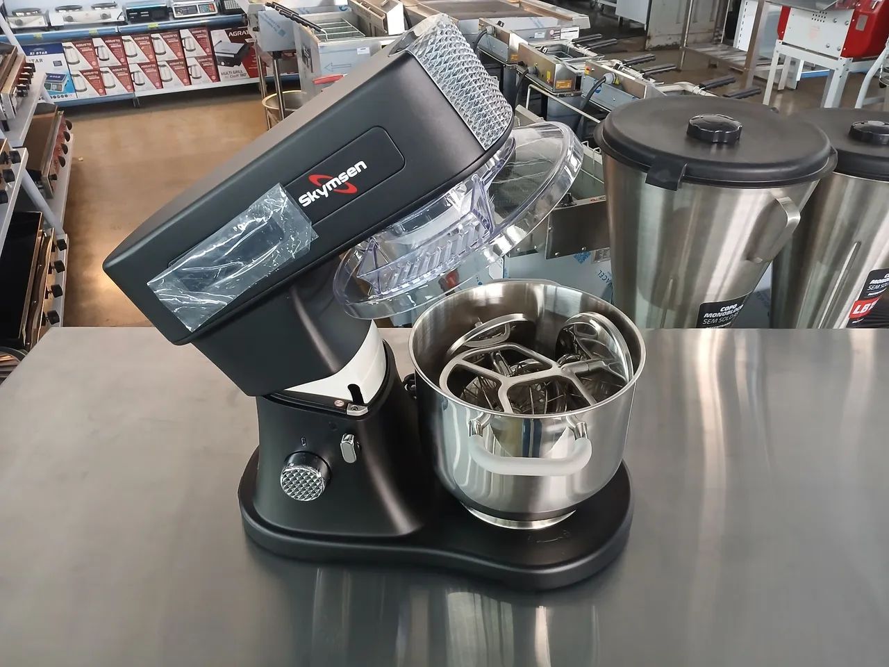 Batedeira Planetária 5 Litros Skymsen BPS5 Pro 800W  - Foto 2