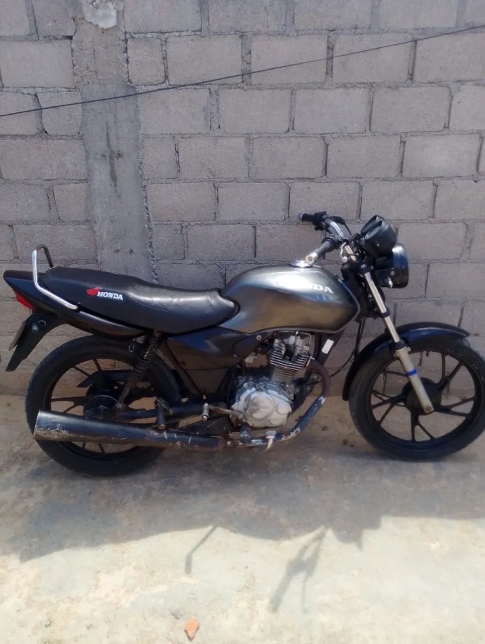 Honda titan 150 - Foto 2